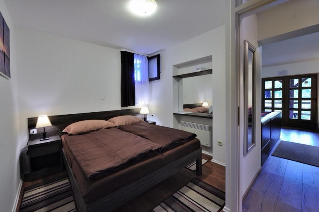 Apartment Drvena Kuca Mreznica Gornji Zvečaj Rum bild